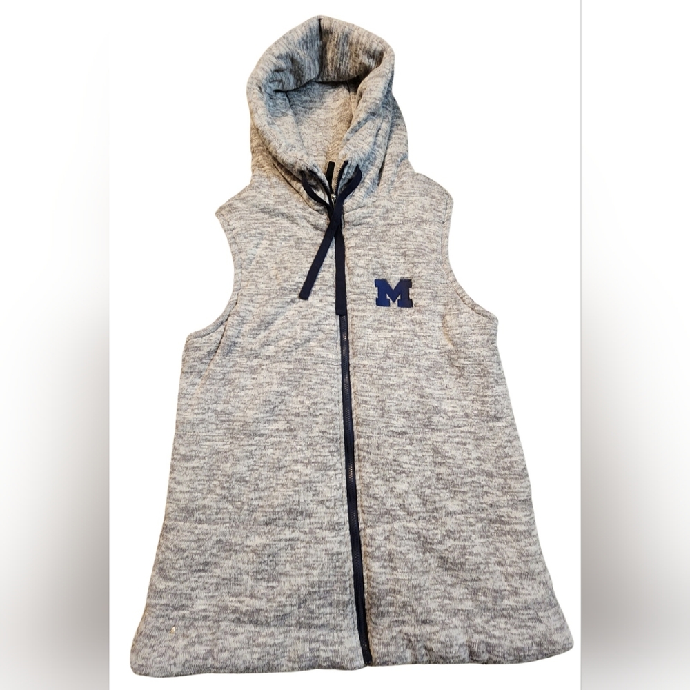 Antigua Women's Vest - U of M -‎ Size Medium - Hooded